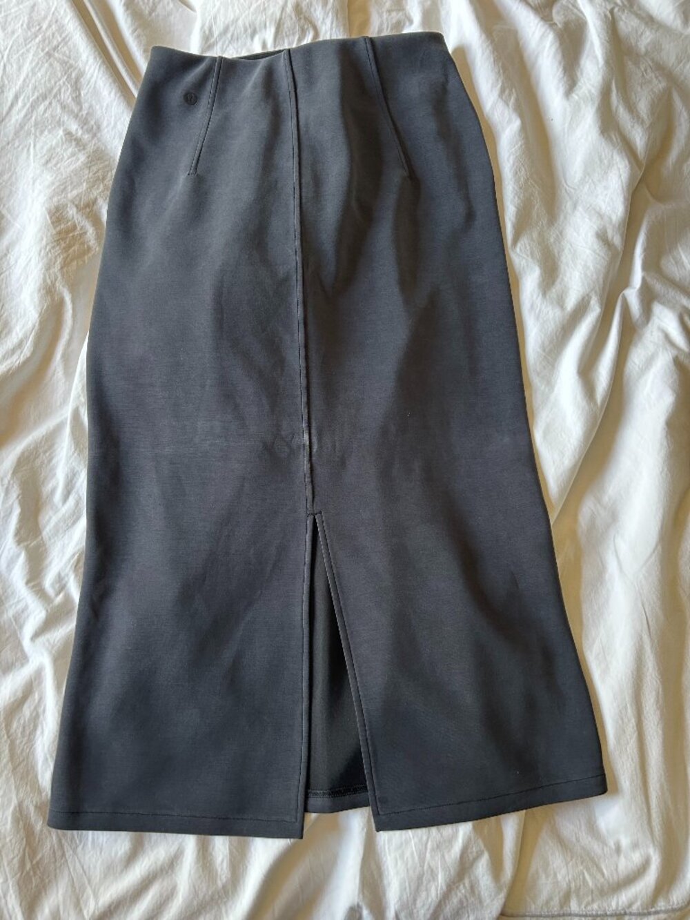 Lululemon Mid-Calf Fitting Skirt